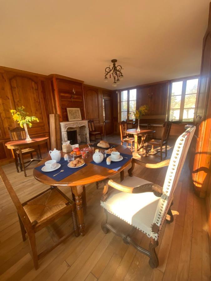 Chateau De Roberville Machemont Buitenkant foto
